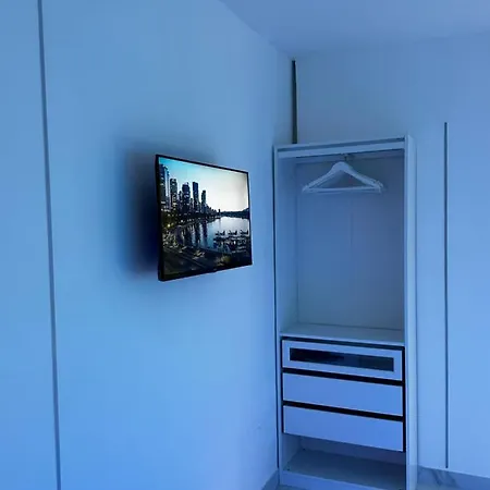 Gr'eat Oda ve Kahvaltı Portici